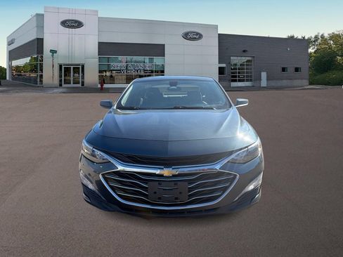 Used 2020 Chevrolet Malibu LT FWD image 3