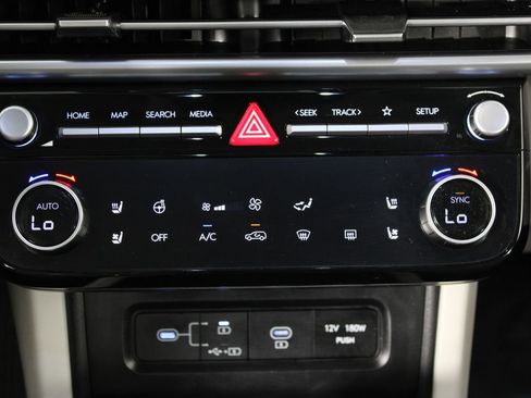 Certified 2025 Hyundai Tucson Limited image 21