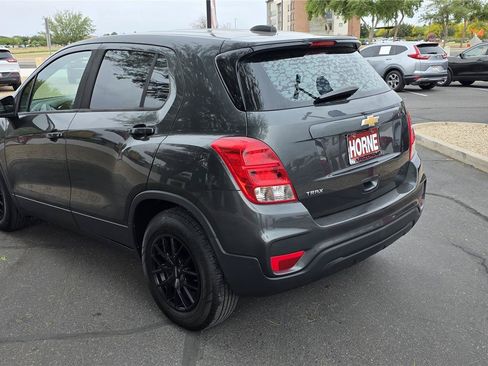 Used 2020 Chevrolet Trax LS FWD image 7