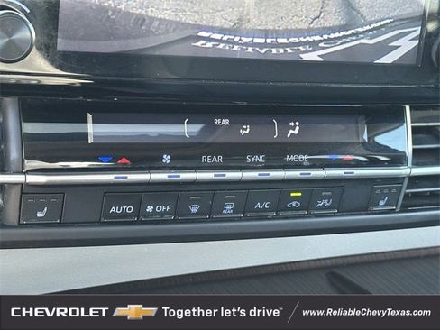 Used 2023 Toyota Sienna XLE image 20