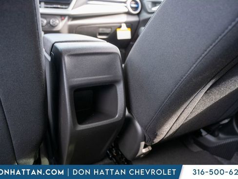 New 2026 Chevrolet Trax LS image 21