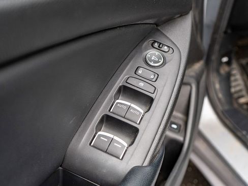 Used 2018 Honda Accord Sport image 17