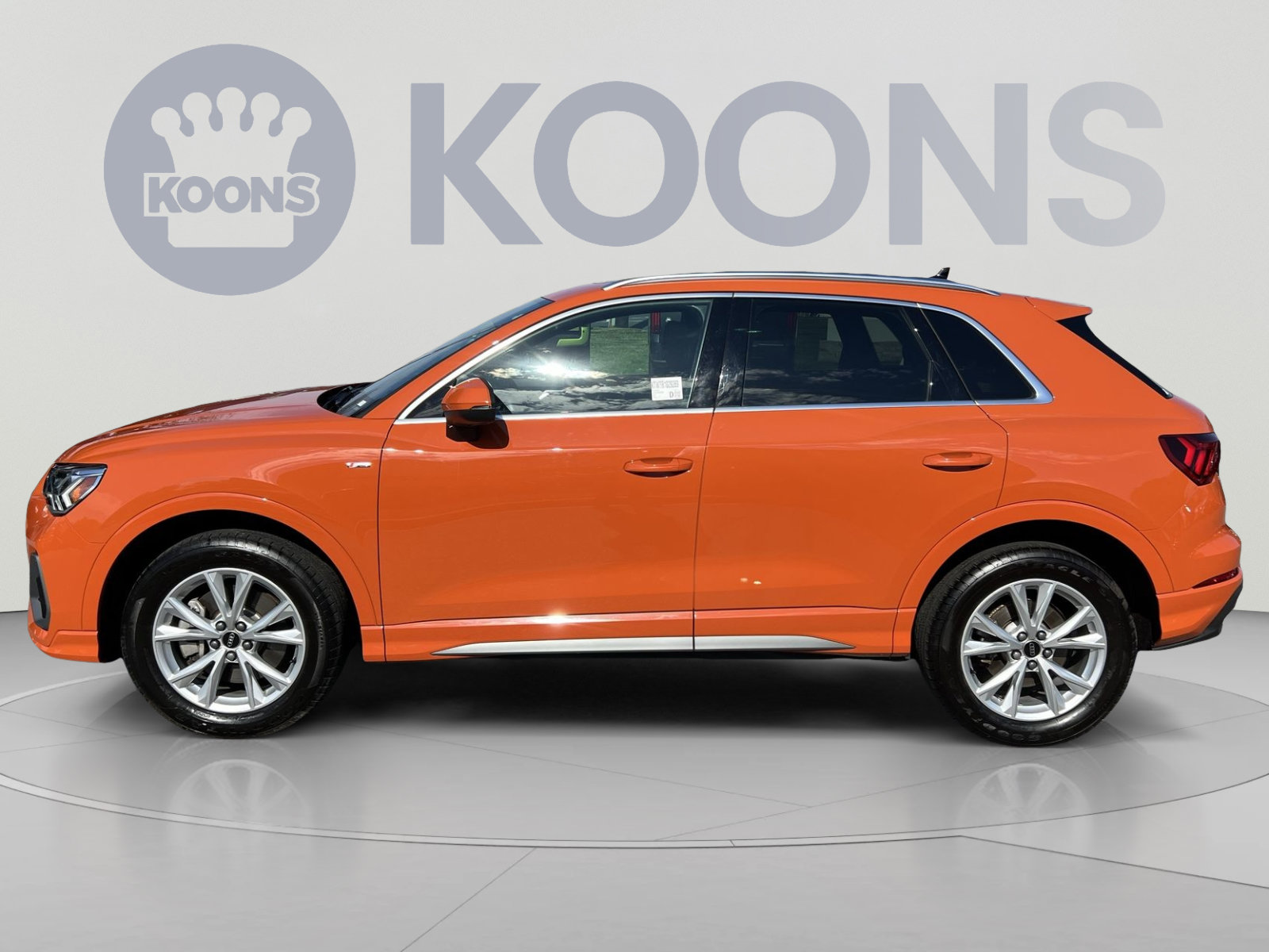 Used 2024 Audi Q3 2.0T Premium AWD/4WD image 2