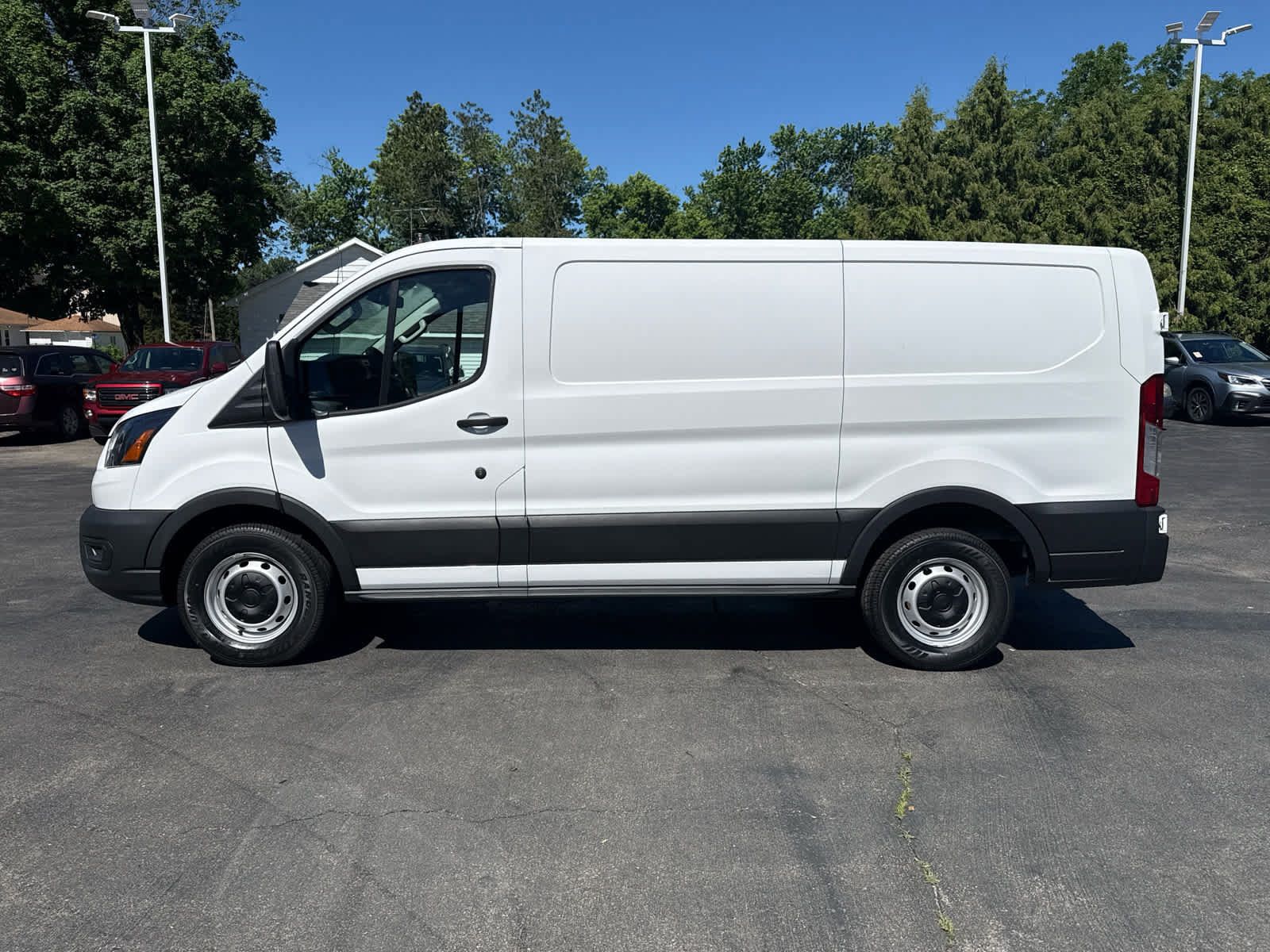 Used 2023 Ford Transit 150 Low Roof RWD image 6