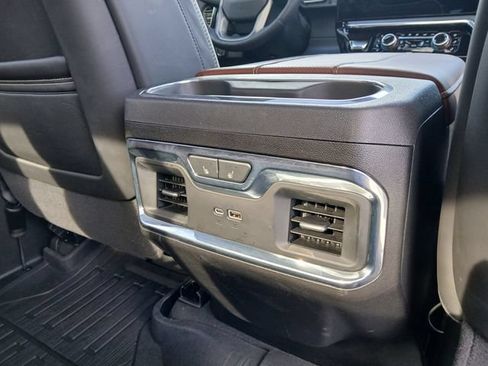 Certified 2025 GMC Sierra 1500 Denali Ultimate AWD/4WD image 40