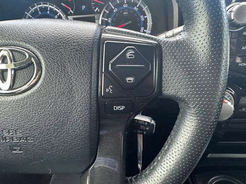 Used 2019 Toyota 4Runner TRD Off-Road Premium AWD/4WD image 20