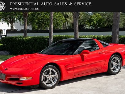 Used 2000 Chevrolet Corvette Coupe w/ Memory Pkg