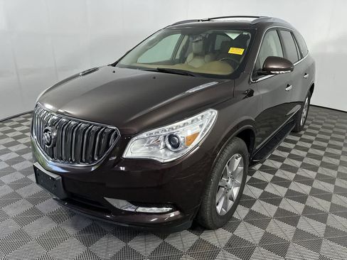 Used 2017 Buick Enclave Leather FWD image 4
