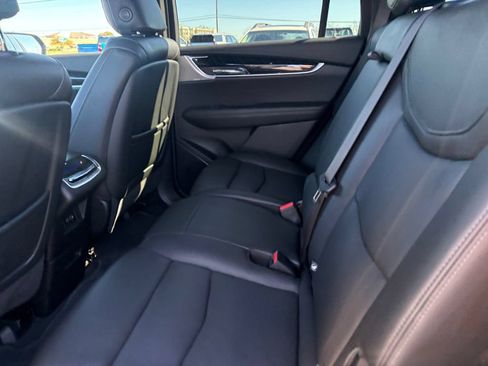 Used 2023 Cadillac XT6 Premium Luxury AWD/4WD image 34