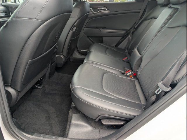 Certified 2023 Kia Sportage EX FWD image 9