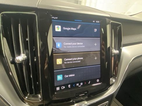 Used 2024 Volvo XC60 T8 Core image 17