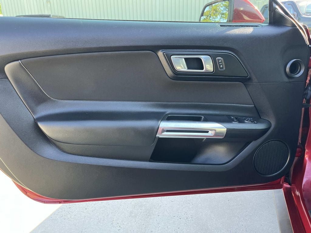 Used 2019 Ford Mustang GT w/ Black Accent Package RWD image 15