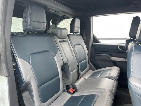 Used 2021 Ford Bronco First Edition AWD/4WD image 34
