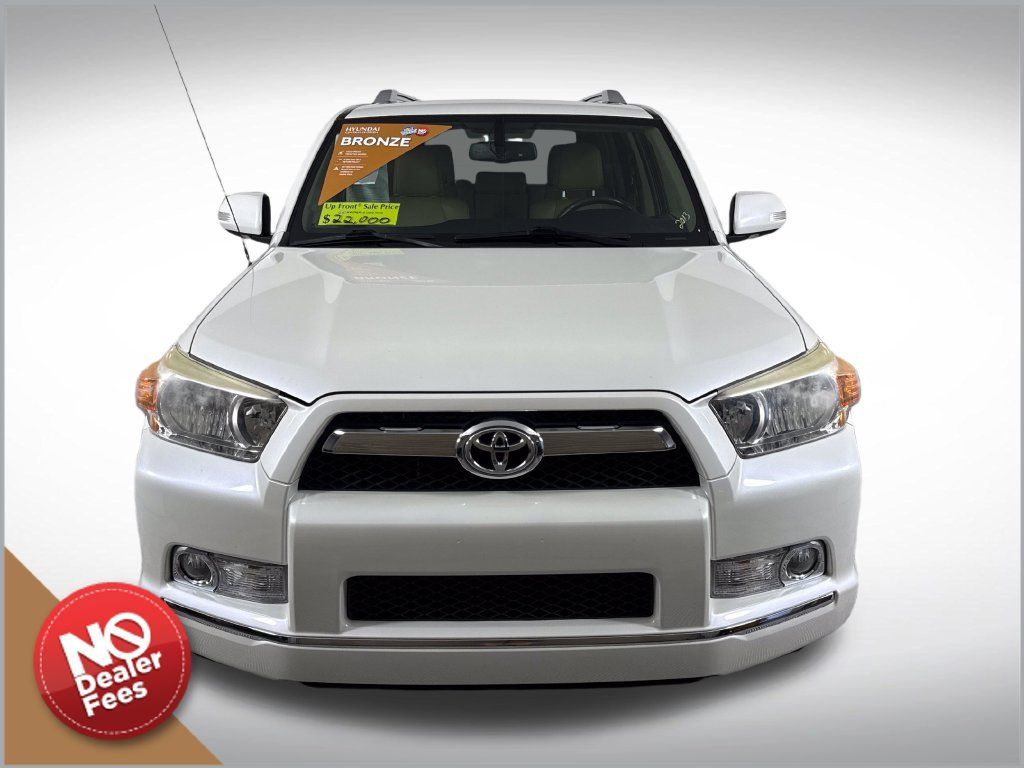 Used 2013 Toyota 4Runner Limited AWD/4WD image 9