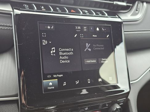 New 2025 Jeep Grand Cherokee L Altitude image 12