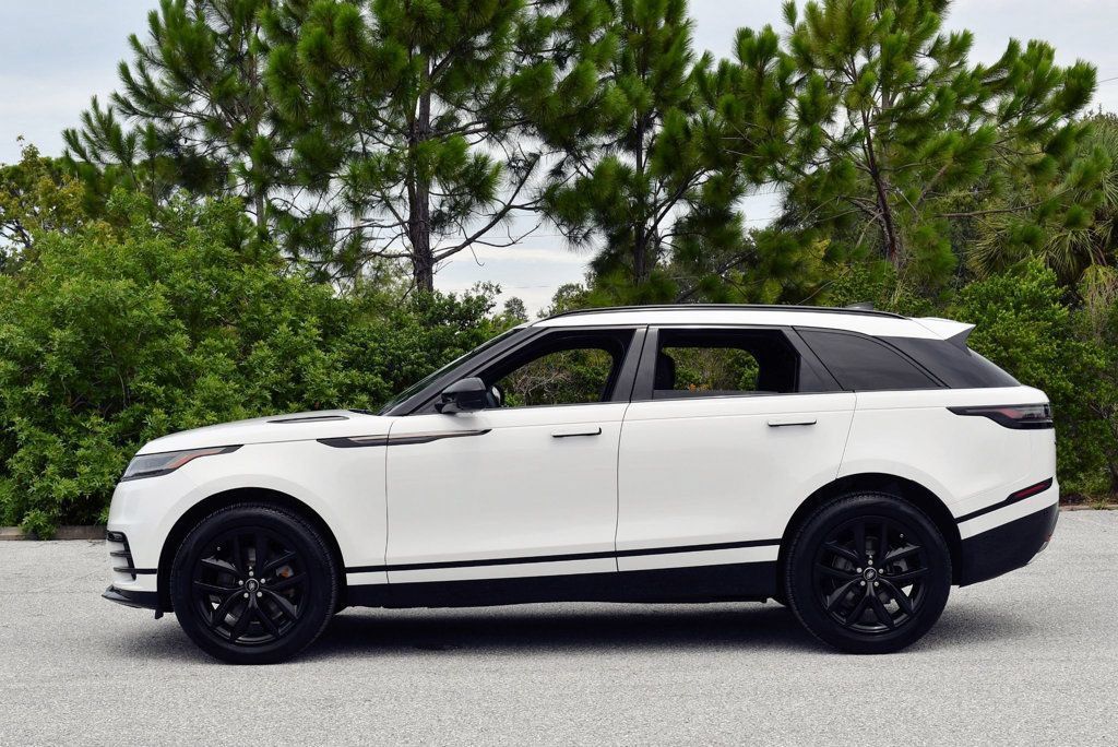 Used 2025 Land Rover Range Rover Velar Dynamic SE AWD/4WD image 3