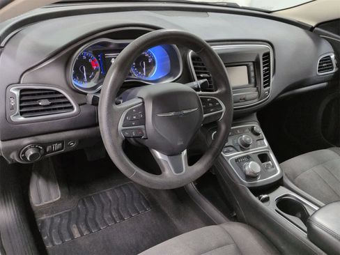 Used 2015 Chrysler 200 LX image 10