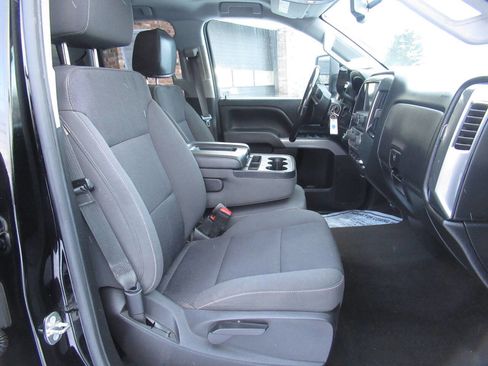 Used 2018 Chevrolet Silverado 2500 LT w/ LT Convenience Package image 9