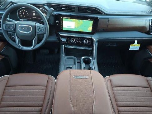 New 2026 GMC Sierra 2500 Denali Ultimate w/ Max Trailering Package image 14