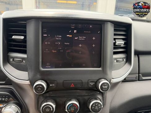 Used 2022 RAM 1500 Big Horn AWD/4WD image 18