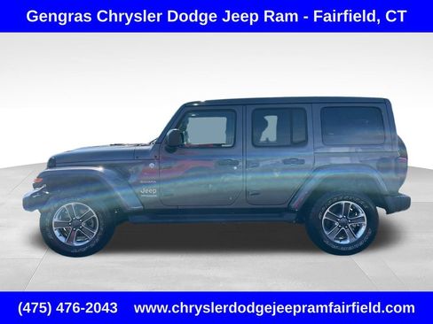 Used 2021 Jeep Wrangler Unlimited Sahara AWD/4WD image 4