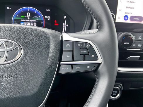 Used 2025 Toyota Grand Highlander AWD image 48