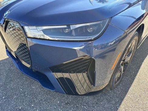 Certified 2025 BMW iX xDrive50 image 9