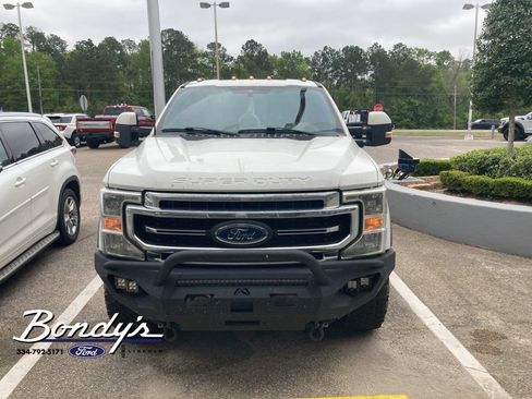 Used 2022 Ford F250 Lariat w/ Tremor Off-Road Package AWD/4WD image 2