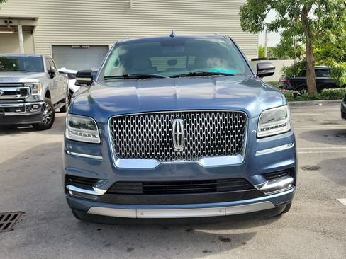 Used 2018 Lincoln Navigator L Reserve AWD/4WD image 2