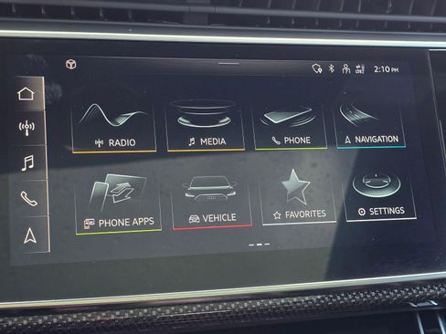 Used 2024 Audi SQ7 Premium Plus w/ Carbon Package image 15