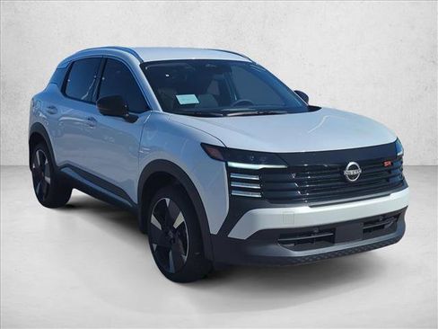 New 2026 Nissan Kicks SR image 3