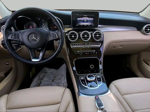 Used 2019 Mercedes-Benz GLC 300 image 16