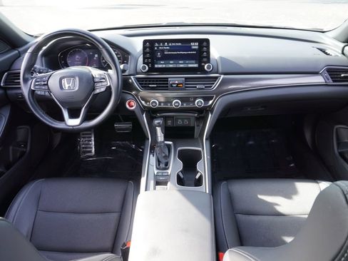 Used 2021 Honda Accord Sport image 11