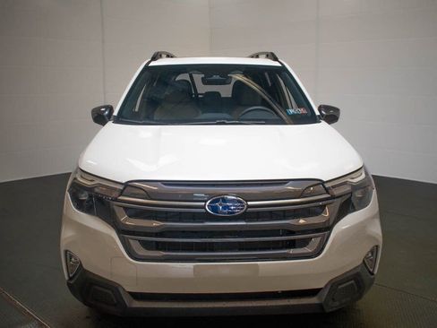 New 2026 Subaru Forester Premium image 2