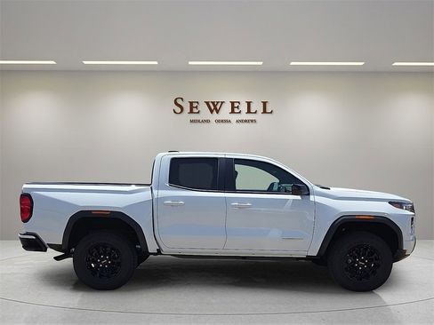 New 2026 GMC Canyon Elevation w/ Convenience Package image 6