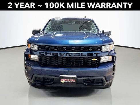 Used 2019 Chevrolet Silverado 1500 Custom w/ Custom Convenience Package AWD/4WD image 3