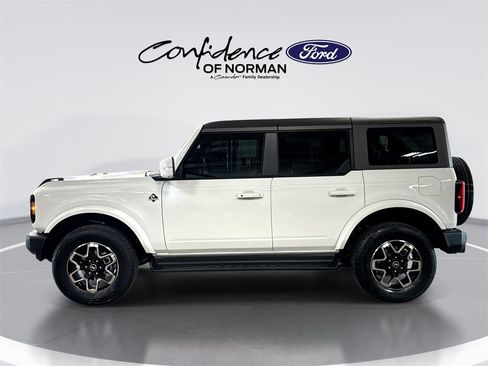 New 2025 Ford Bronco Outer Banks image 5