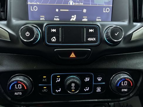 Used 2019 GMC Terrain Denali w/ Advanced Safety Package AWD/4WD image 21