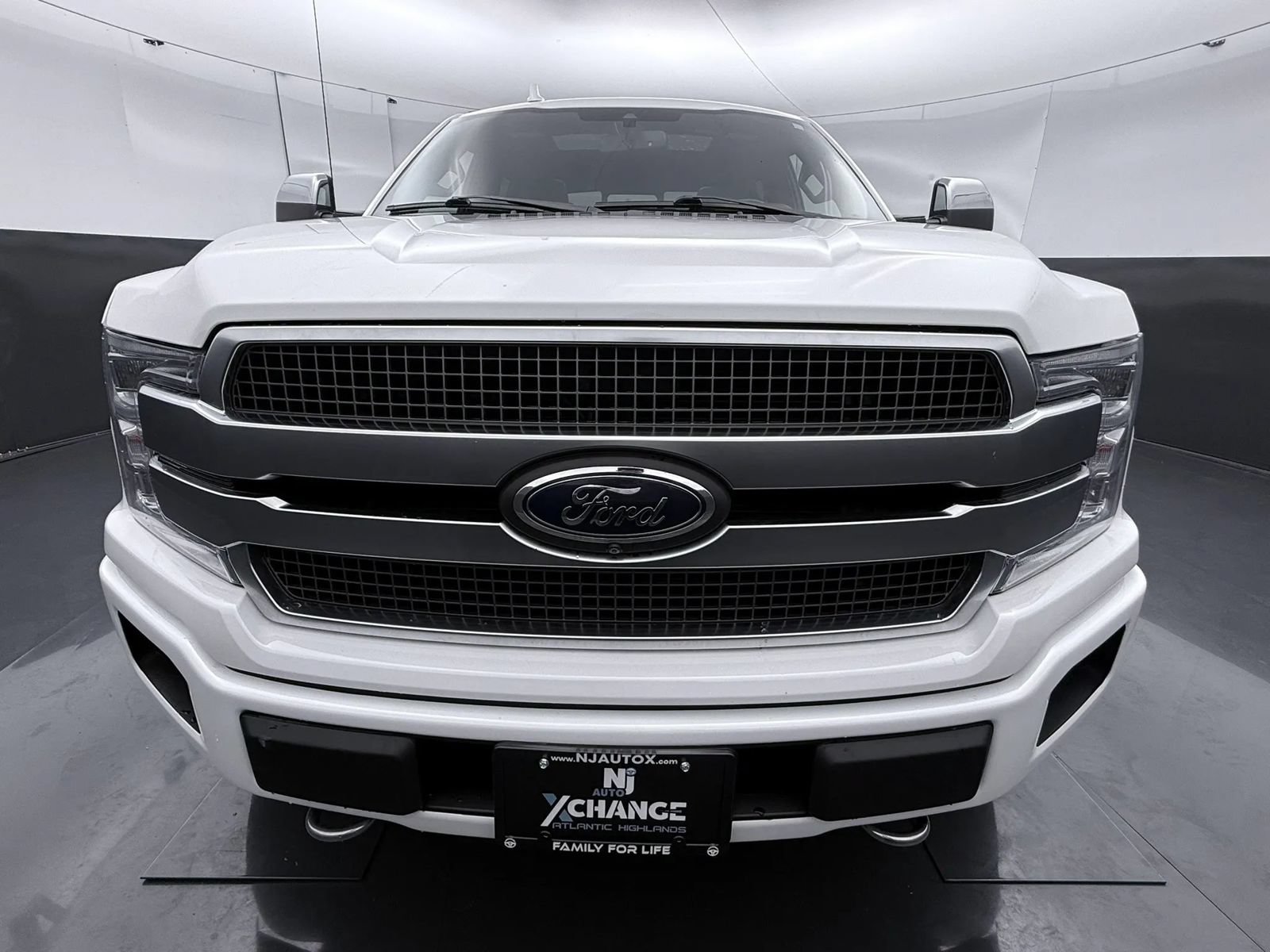 Used 2020 Ford F150 Platinum w/ Technology Package AWD/4WD image 2