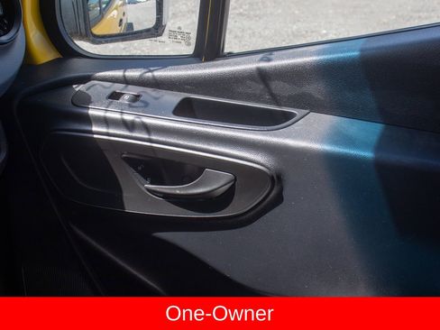Used 2021 Mercedes-Benz Sprinter 2500 image 22