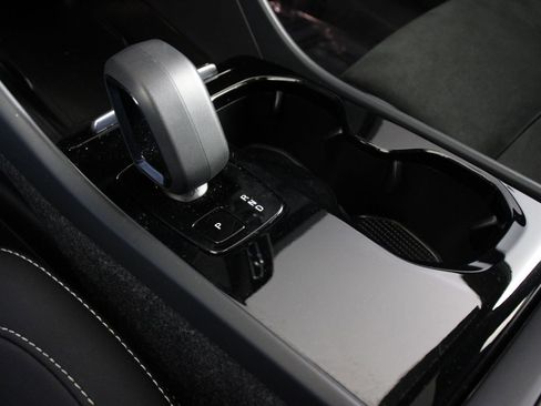 Certified 2023 Volvo C40 P8 Recharge Plus AWD/4WD image 15