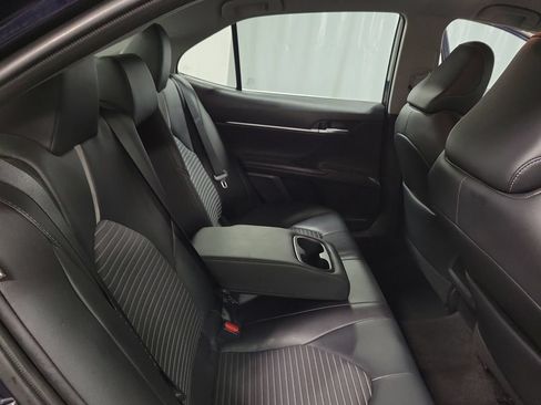 Used 2021 Toyota Camry SE FWD image 21