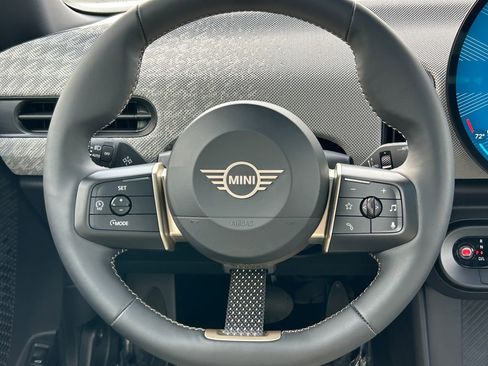 Used 2025 MINI Cooper S image 17