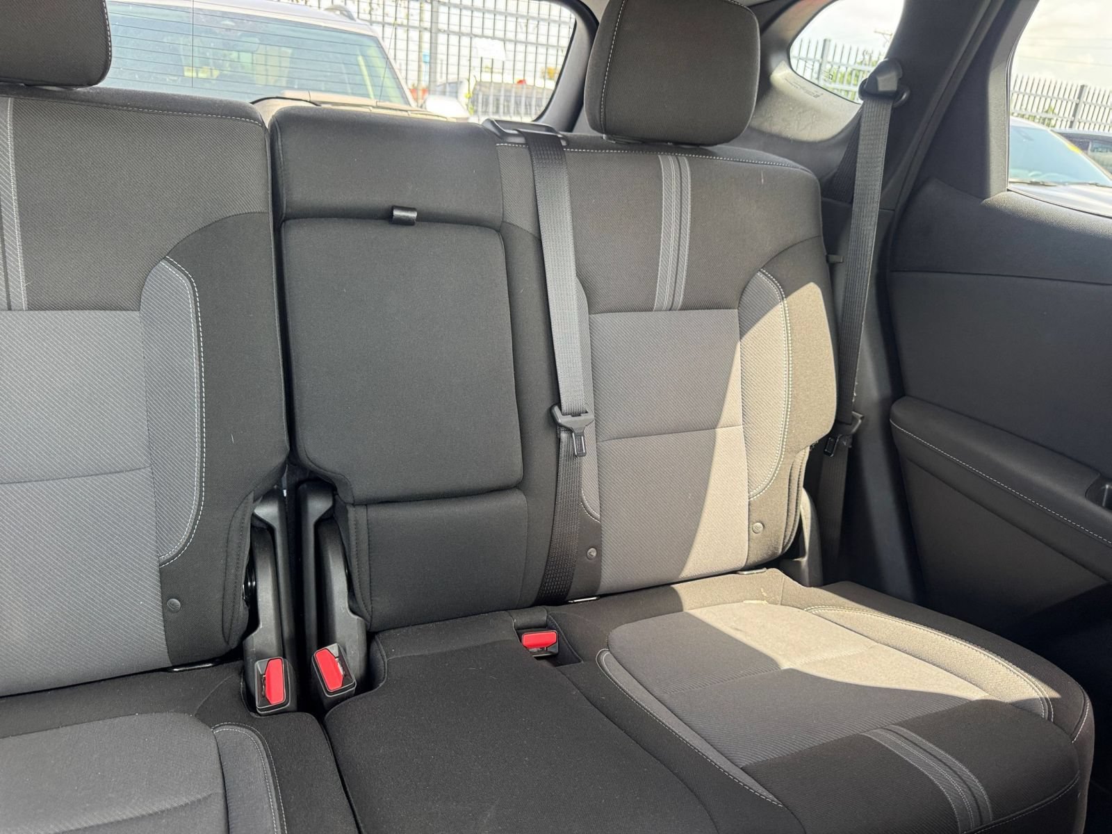 Used 2025 Chevrolet Blazer LT FWD image 35