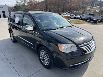 Used 2014 Chrysler Town & Country Touring-L