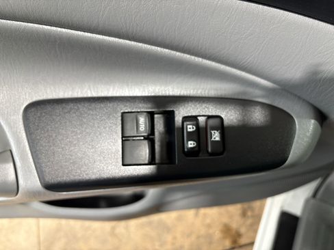 Used 2013 Toyota Tacoma PreRunner image 13