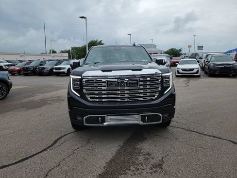 Used 2026 GMC Sierra 1500 Denali w/ Denali Reserve Package AWD/4WD image 8