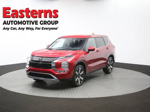 Used 2025 Mitsubishi Outlander SE AWD/4WD image 56