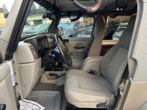 Used 2003 Jeep Wrangler Sahara image 28