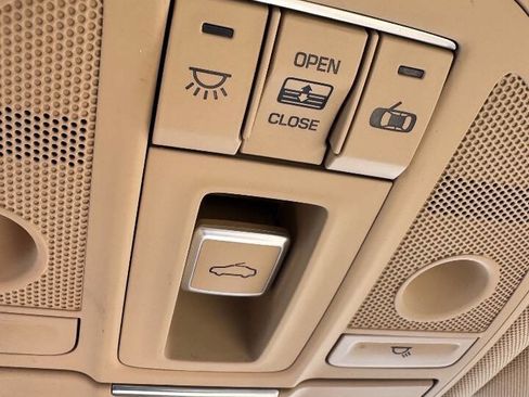 Used 2015 Hyundai Genesis 3.8 w/ Option Group 03 image 27